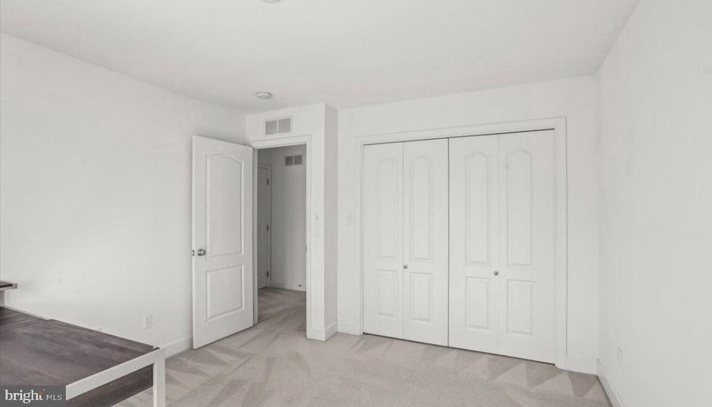 10 LENOX COURT