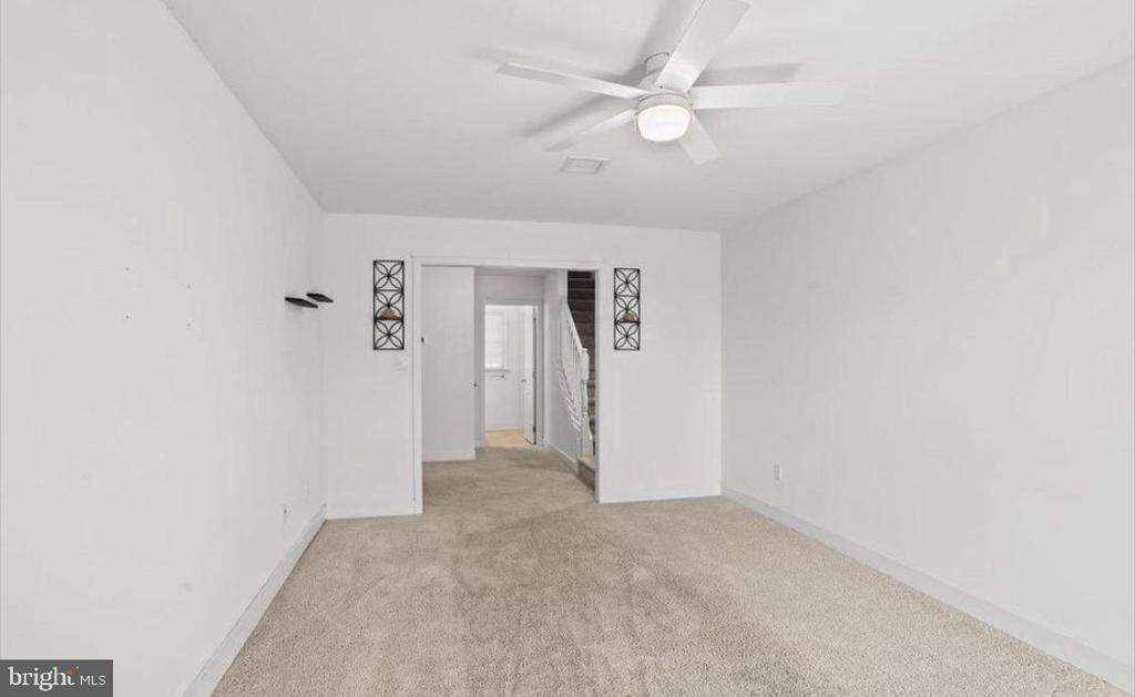 10 LENOX COURT