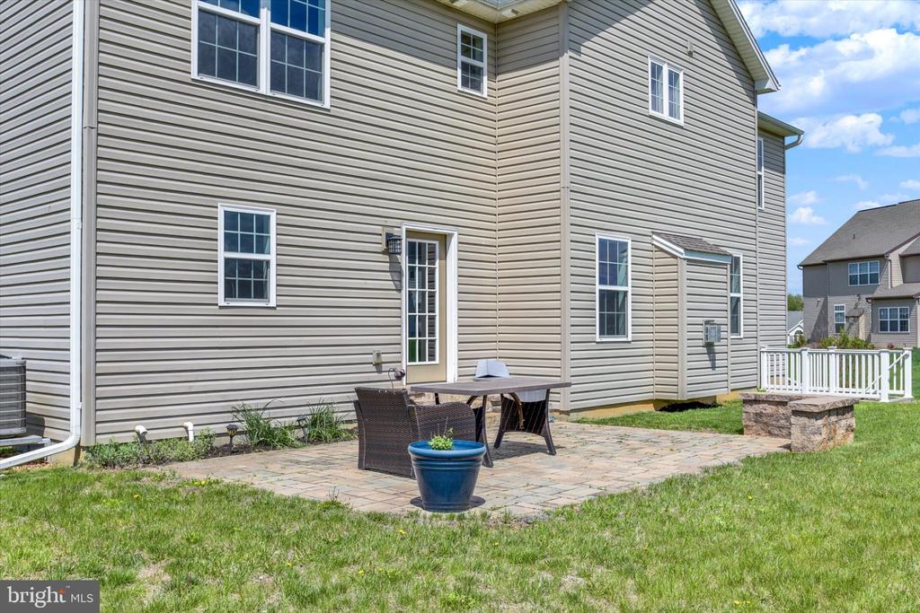 43 DANBURY DRIVE