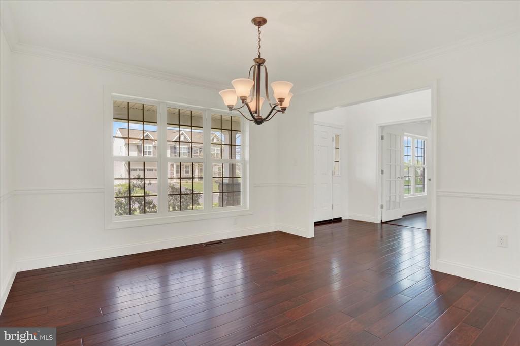 43 DANBURY DRIVE