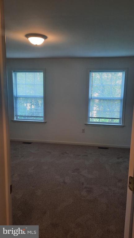 325 ANTILLES COURT
