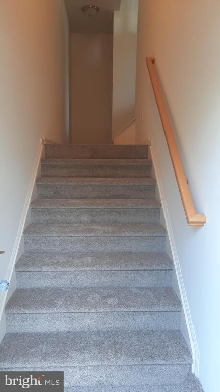 325 ANTILLES COURT