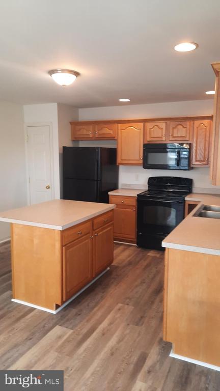 325 ANTILLES COURT