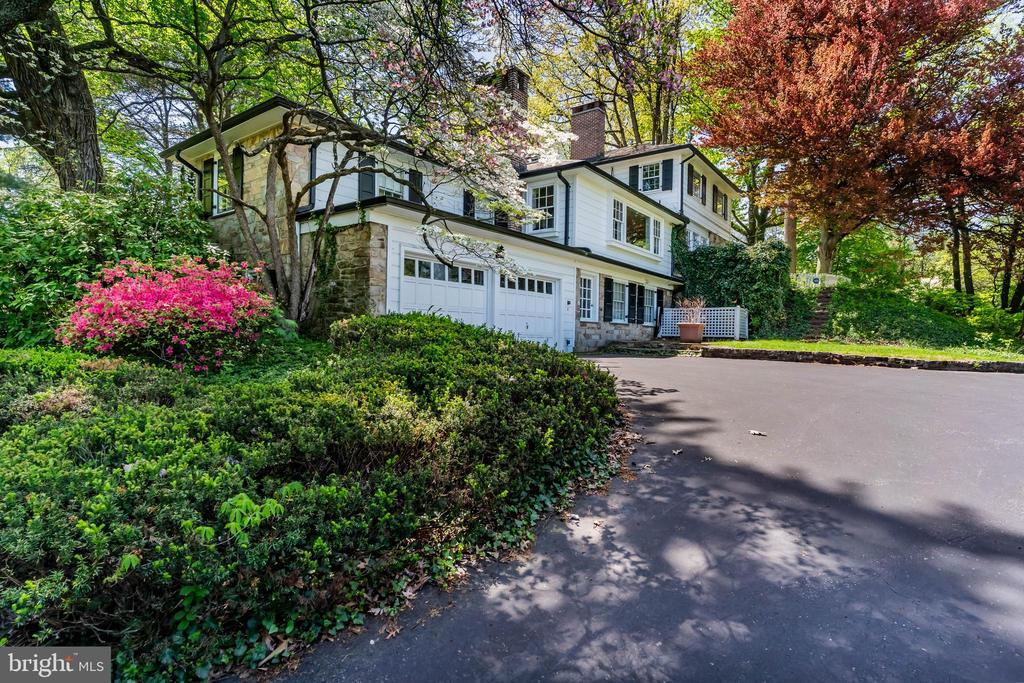 400 N 25TH STREET