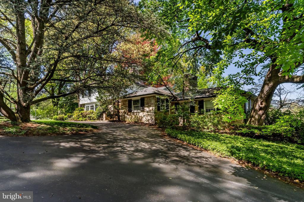 400 N 25TH STREET