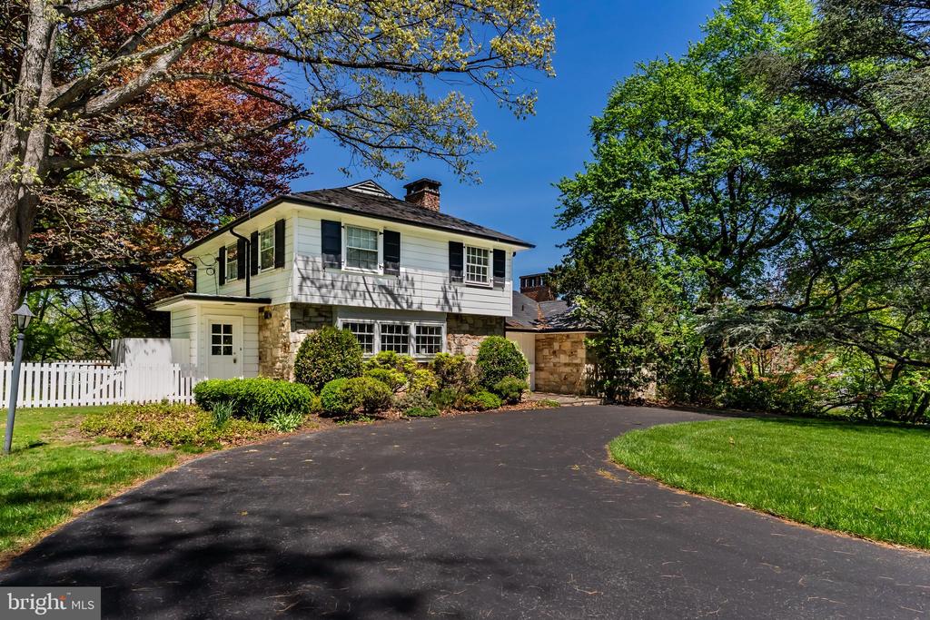 400 N 25TH STREET