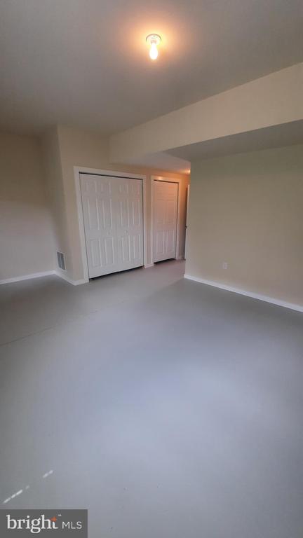 1039 ADMIRALS QUAY DRIVE