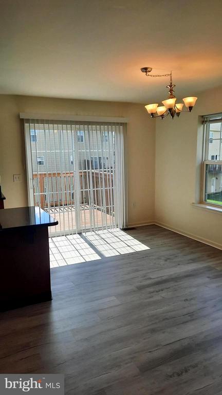 824 ADMIRALS QUAY DRIVE