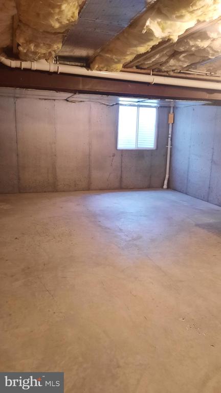311 ANTILLES COURT