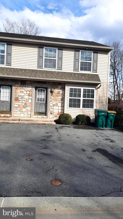 311 ANTILLES COURT