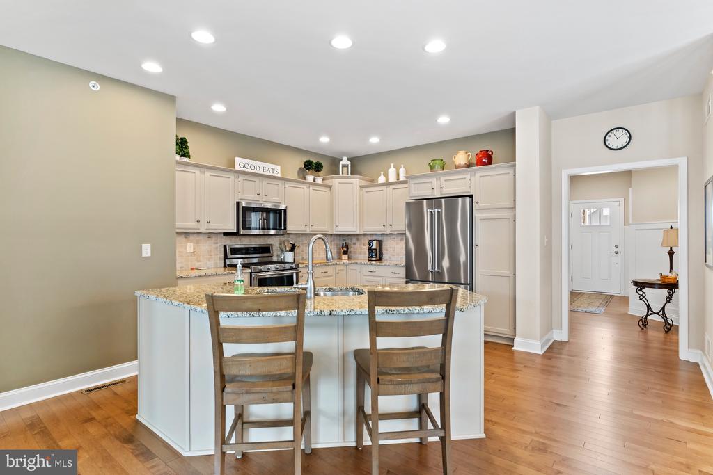 6245 RIVENDALE COURT