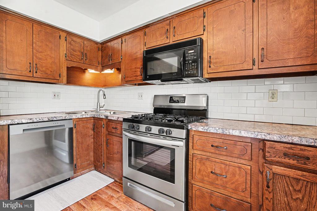 4119 NANTUCKET DRIVE