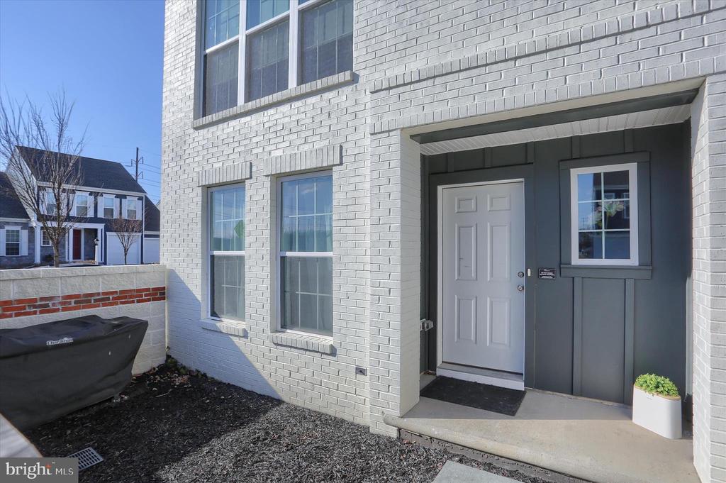 3122 BULLFINCH LANE
