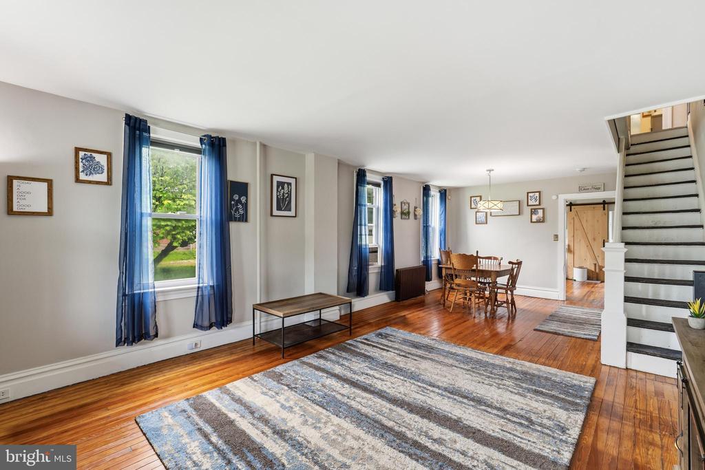 513 S 3RD STREET