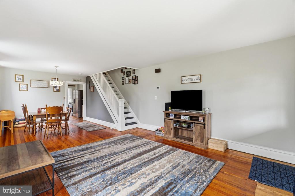 513 S 3RD STREET