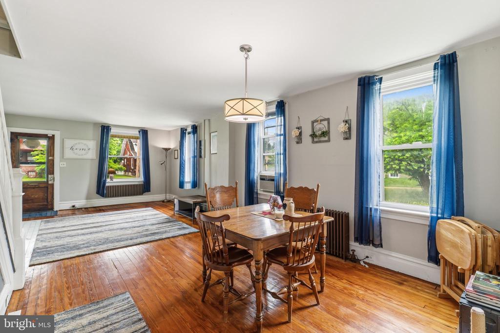 513 S 3RD STREET