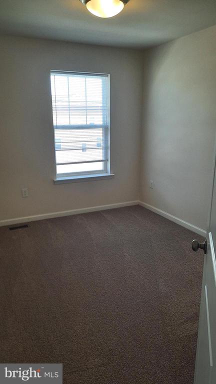 929 ADMIRALS QUAY DRIVE