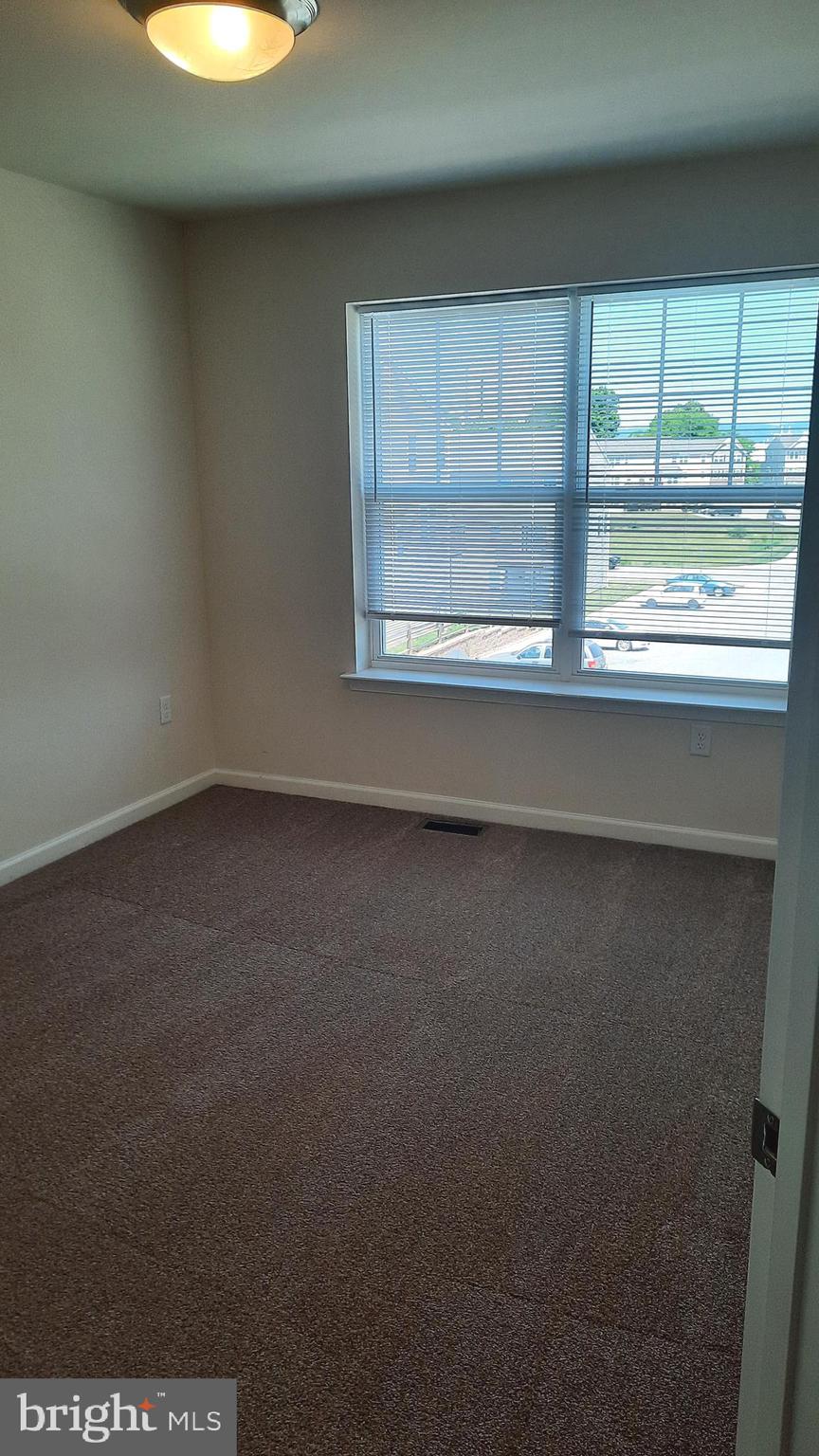 929 ADMIRALS QUAY DRIVE