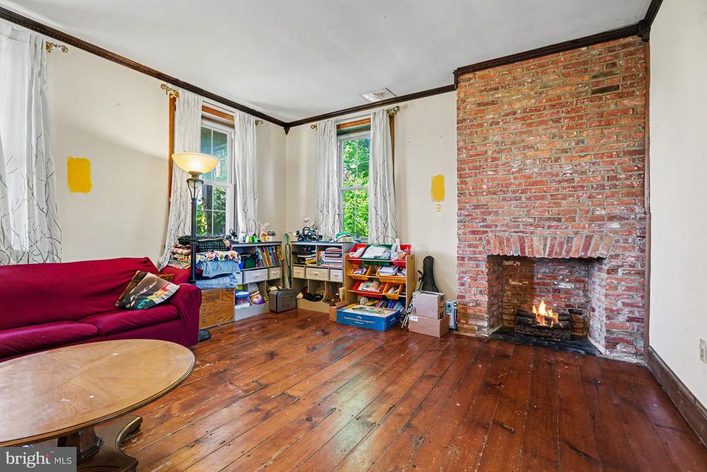 2143 NEWVILLE ROAD