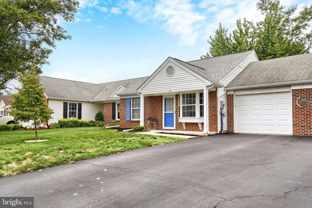 29 WESTFIELDS DRIVE