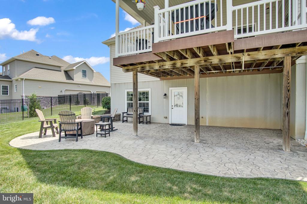 834 TAMANINI WAY