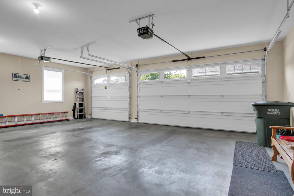 834 TAMANINI WAY