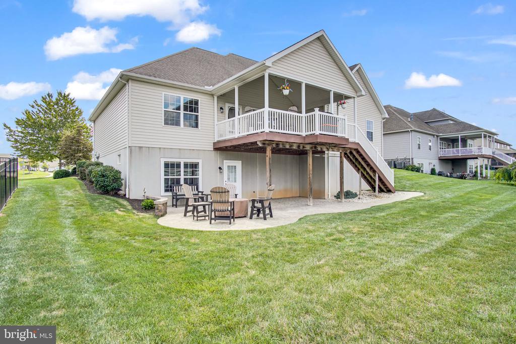 834 TAMANINI WAY