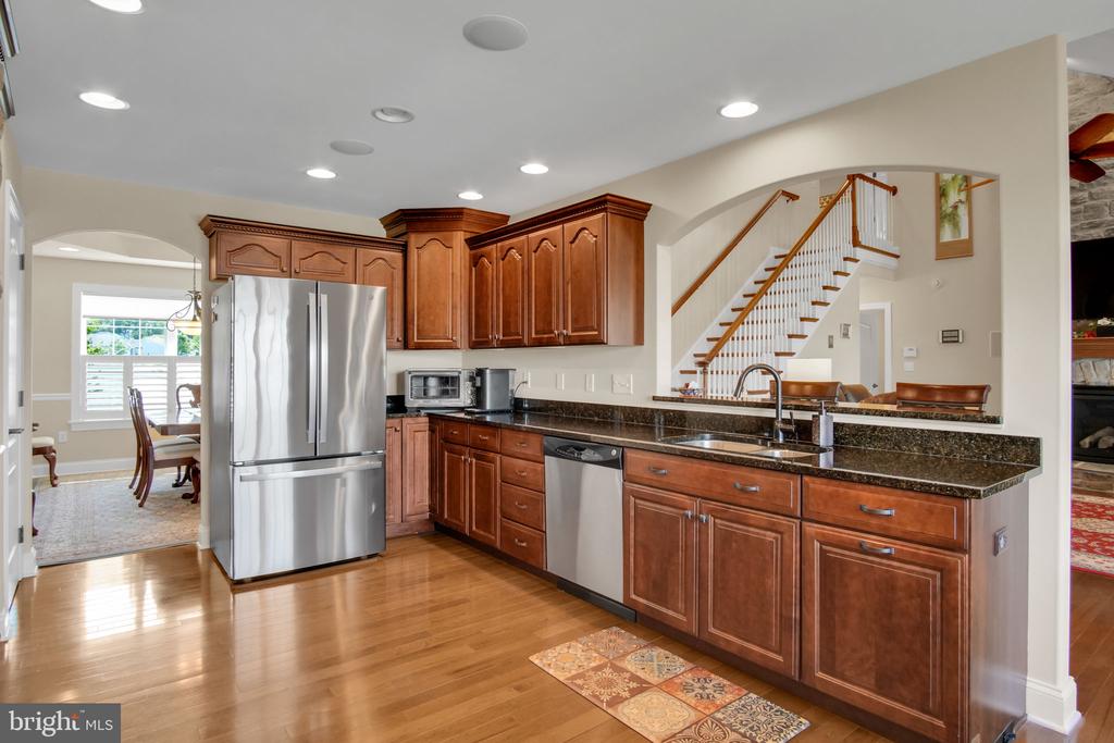 834 TAMANINI WAY