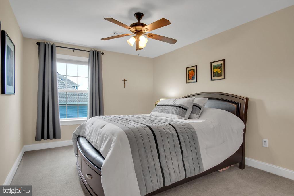 834 TAMANINI WAY