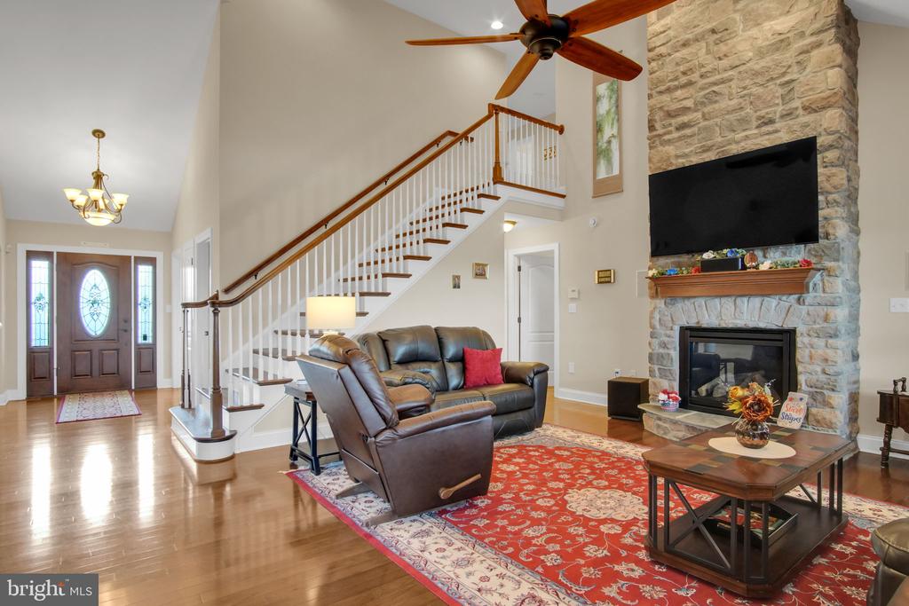 834 TAMANINI WAY