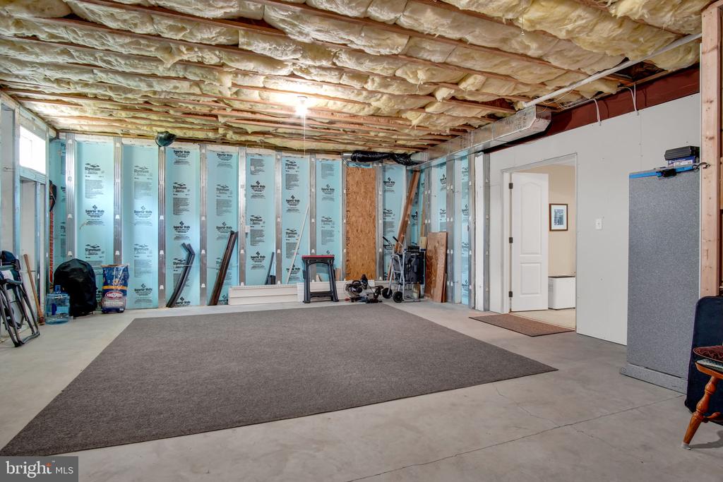 834 TAMANINI WAY