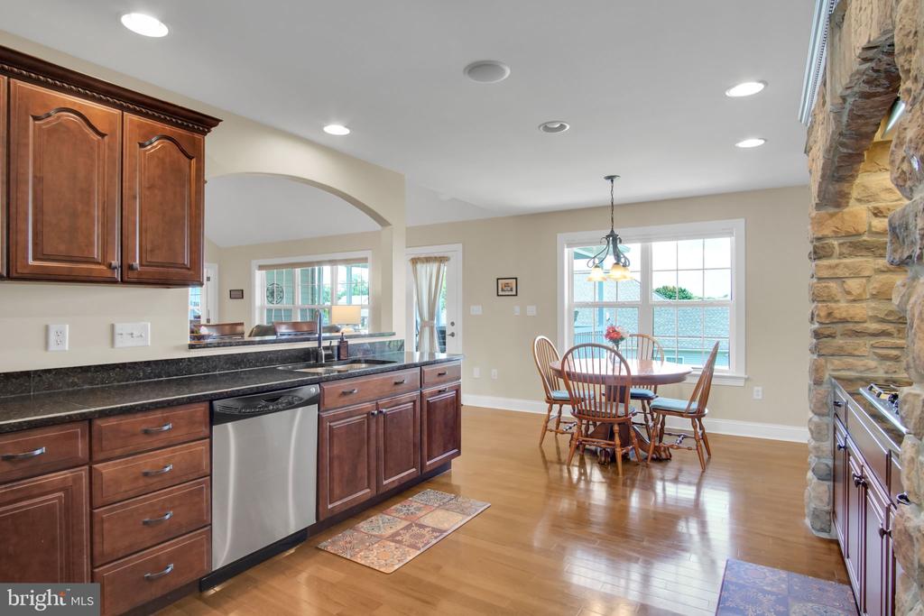 834 TAMANINI WAY