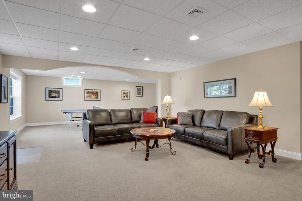 834 TAMANINI WAY