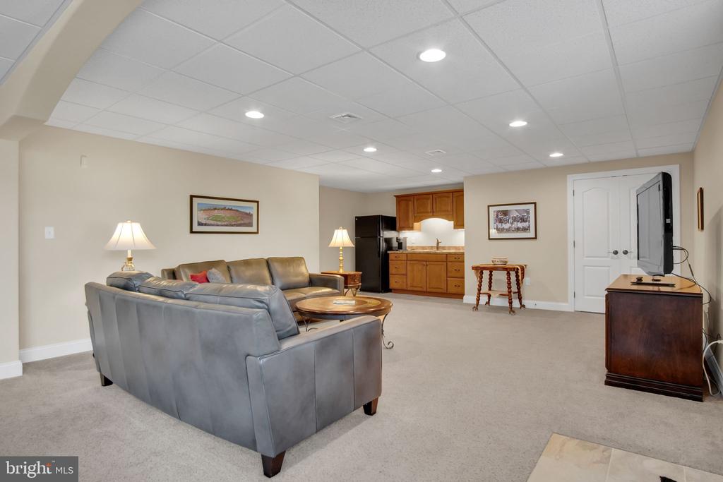 834 TAMANINI WAY