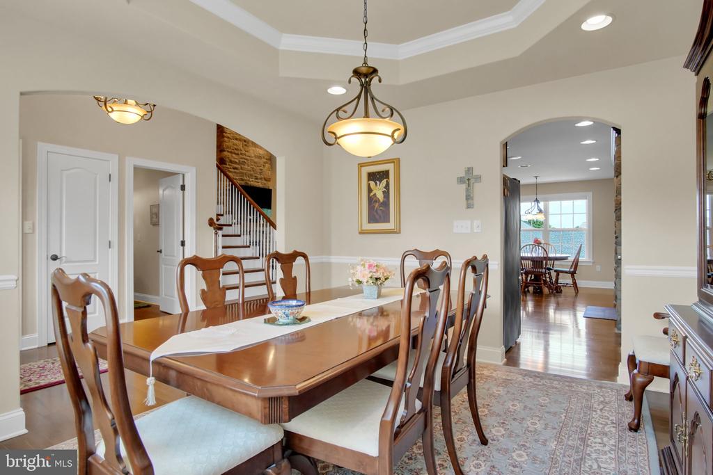 834 TAMANINI WAY