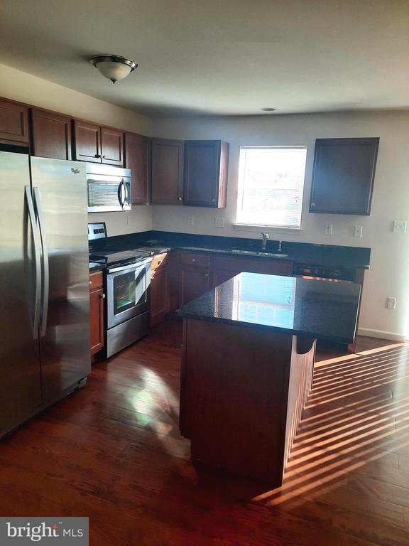 702 ADMIRALS QUAY DRIVE