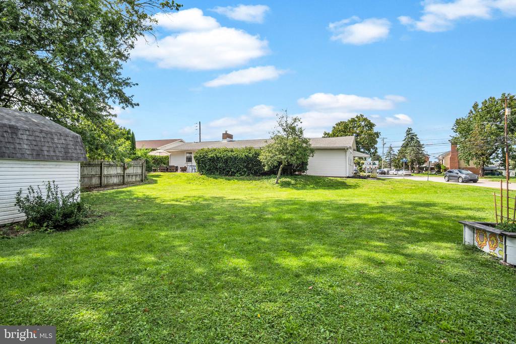 400 BEACON HILL ROAD