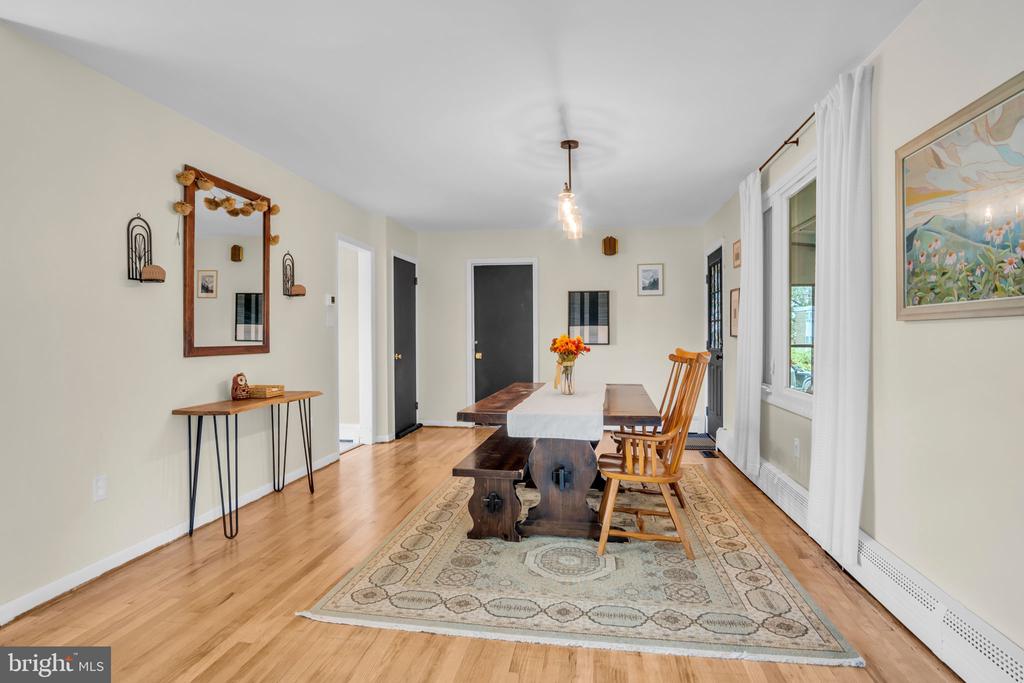 400 BEACON HILL ROAD