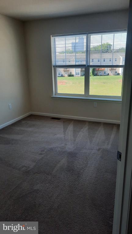 1037 ADMIRALS QUAY DRIVE