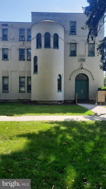 12 S FILBERT STREET Unit: C14