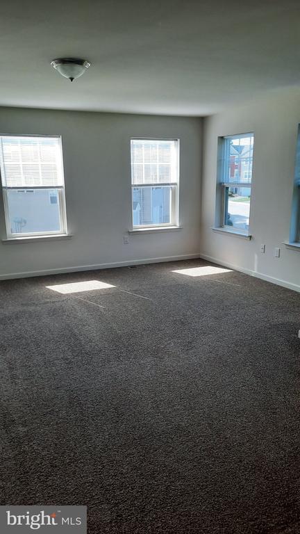 805 ADMIRALS QUAY DRIVE