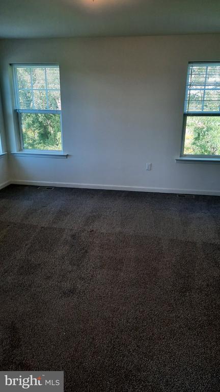 805 ADMIRALS QUAY DRIVE