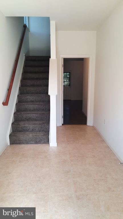 805 ADMIRALS QUAY DRIVE
