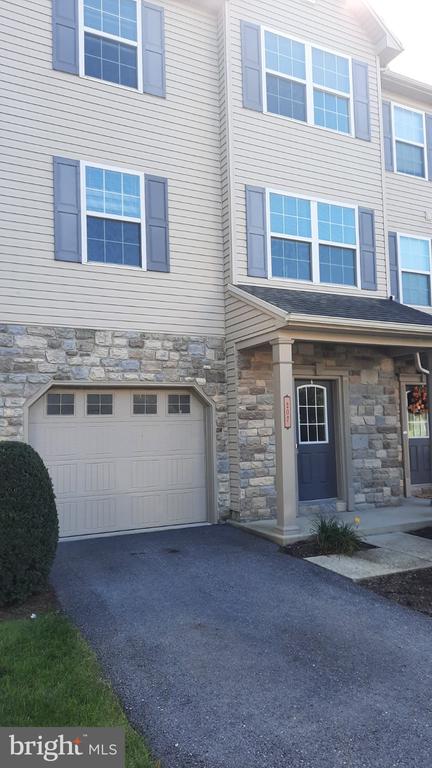 207 ANTILLES COURT