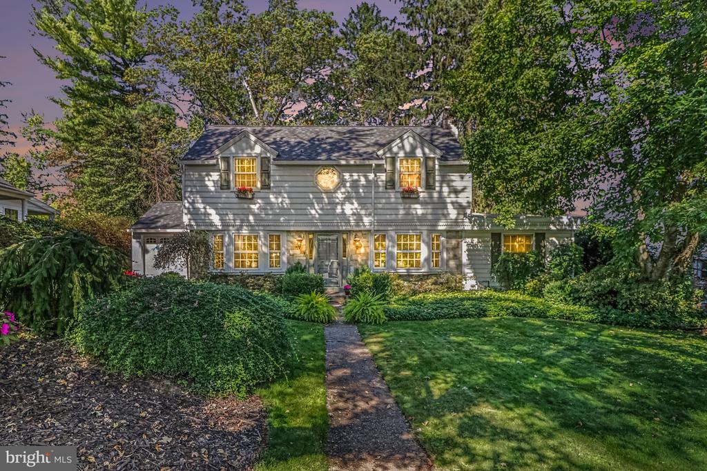 2812 MERION ROAD