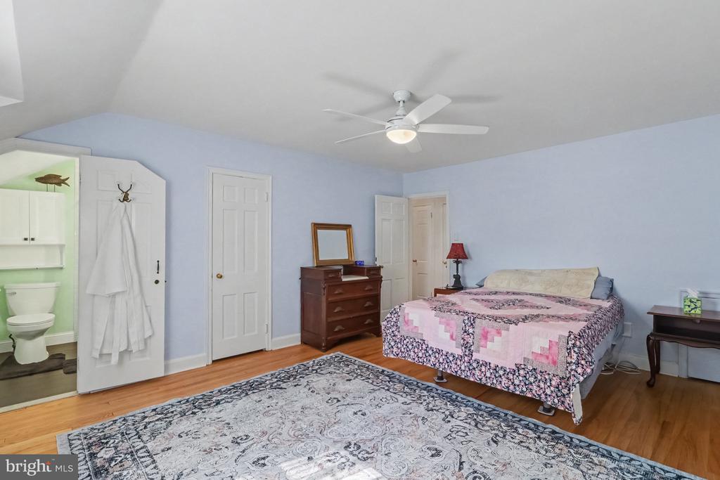2812 MERION ROAD