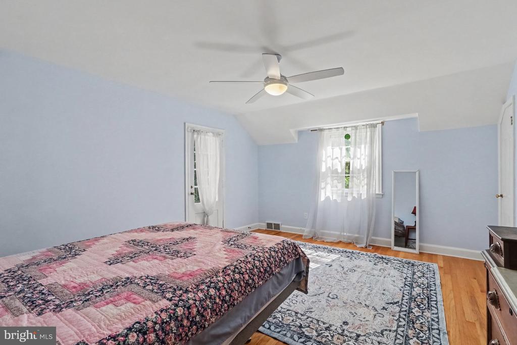 2812 MERION ROAD