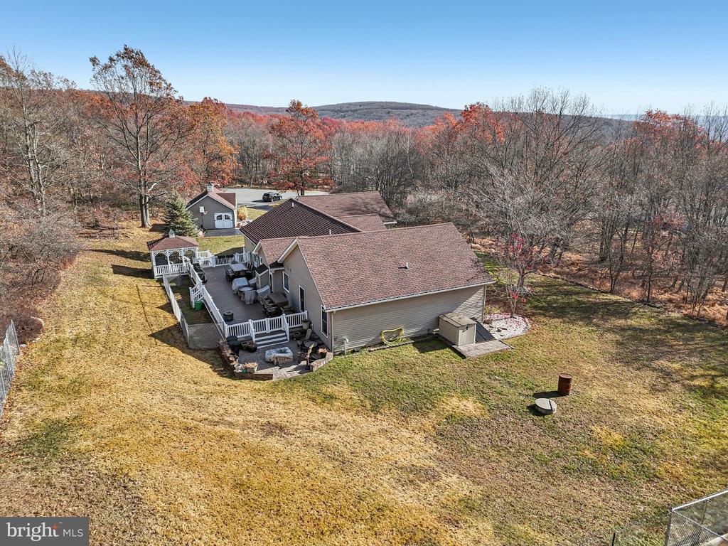 19 FARMER COURT