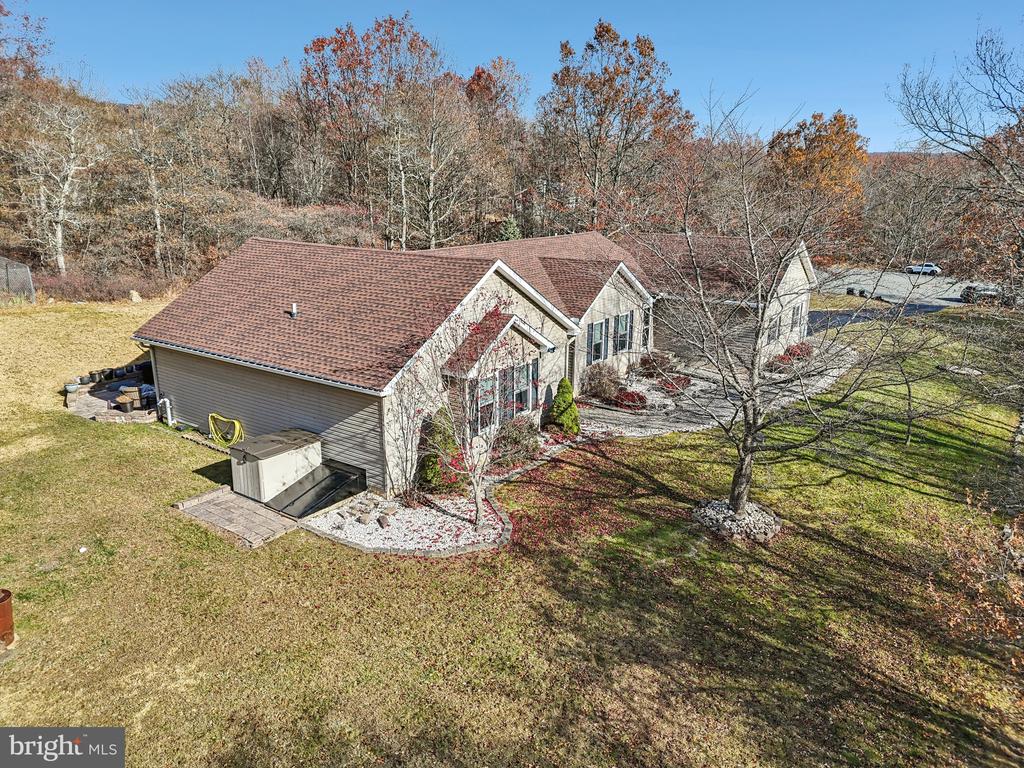 19 FARMER COURT