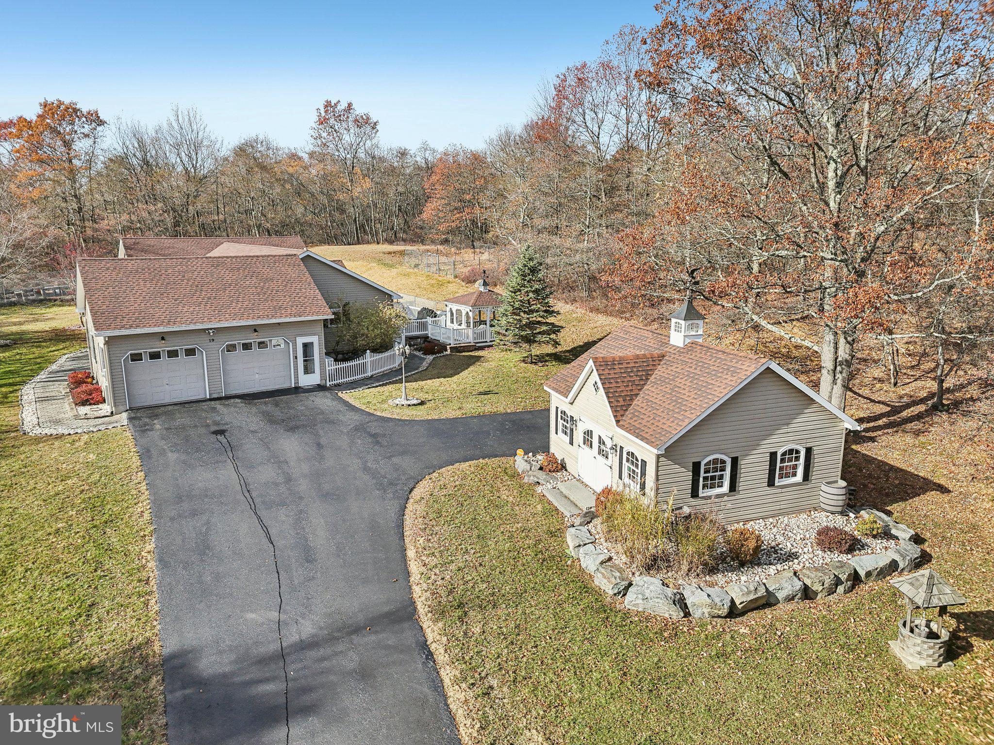 19 FARMER COURT